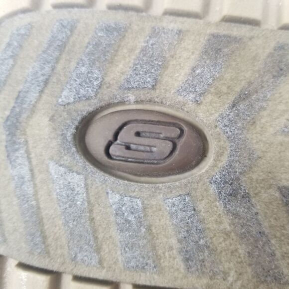 Skechers Tan Embroidered Sandals. - Picture 11 of 14